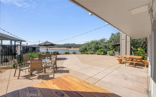 3105 E Beach Circle, Bradley, CA 93426