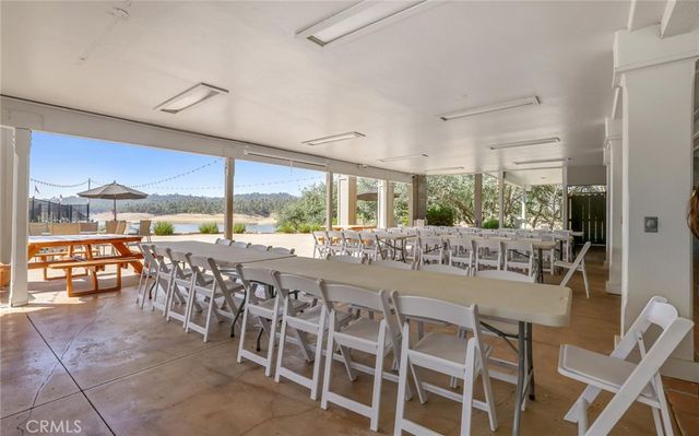 3105 E Beach Circle, Bradley, CA 93426