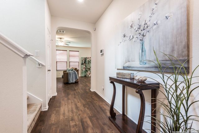 1402 Bluejay Court, San Antonio, TX 78245