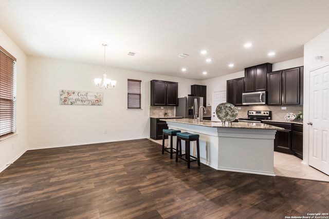 1402 Bluejay Court, San Antonio, TX 78245