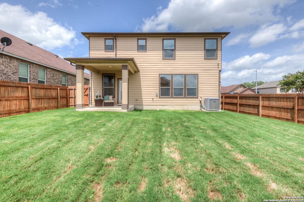 1402 Bluejay Court, San Antonio, TX 78245