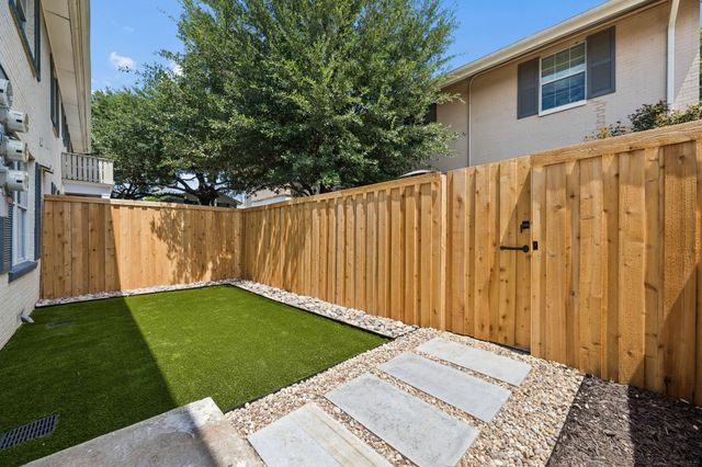 4729 Bradford Drive 4729A, Dallas, TX 75219