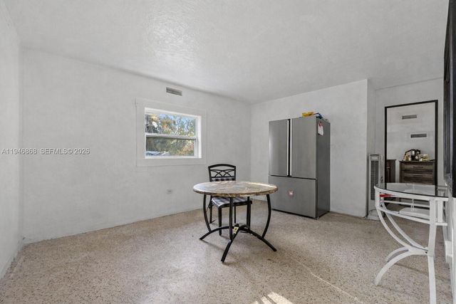 29100 Kentucky Rd, Homestead, FL 33033