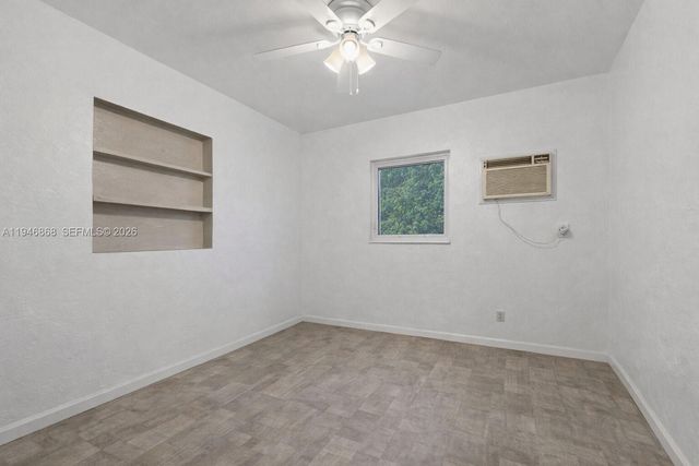 29100 Kentucky Rd, Homestead, FL 33033