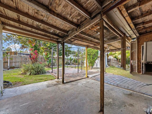 29100 Kentucky Rd, Homestead, FL 33033