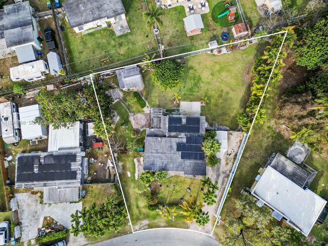 29100 Kentucky Rd, Homestead, FL 33033