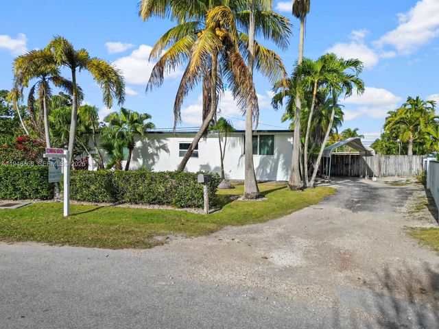 29100 Kentucky Rd, Homestead, FL 33033
