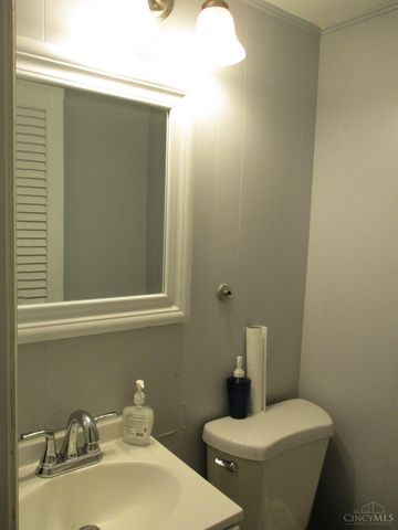 3578 Fieldcrest Drive, Cincinnati, OH 45211