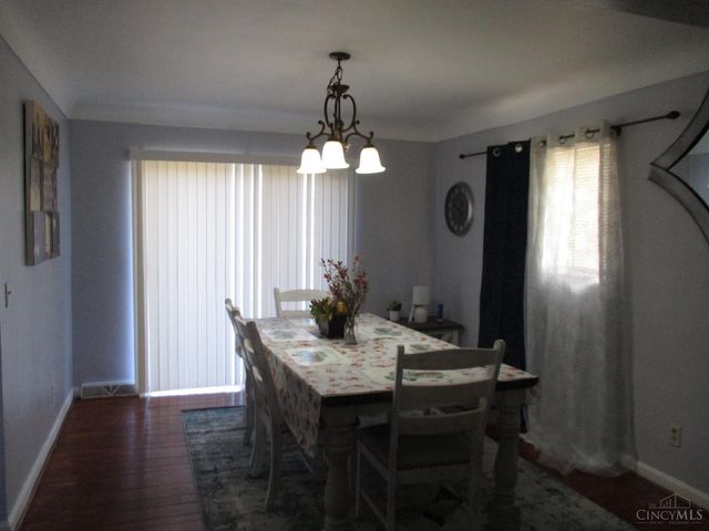 3578 Fieldcrest Drive, Cincinnati, OH 45211