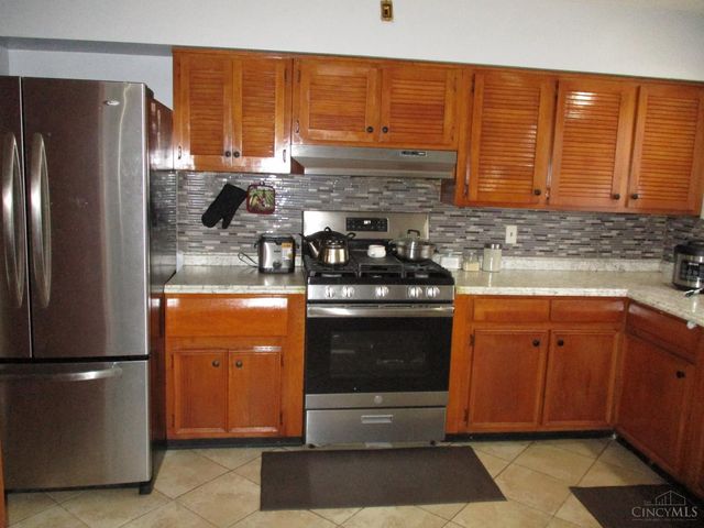 3578 Fieldcrest Drive, Cincinnati, OH 45211