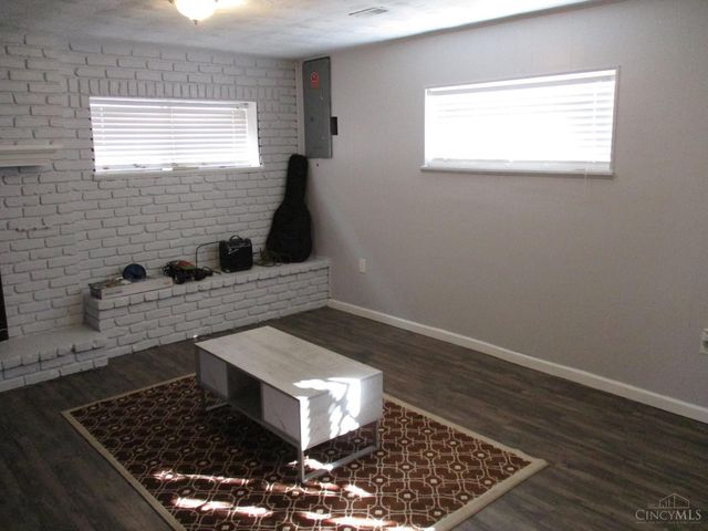 3578 Fieldcrest Drive, Cincinnati, OH 45211