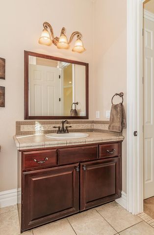 14505 Blue Drake Lane, Prather, CA 93651