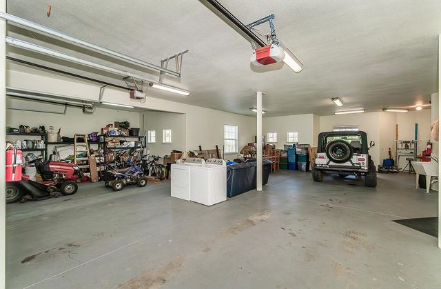 14505 Blue Drake Lane, Prather, CA 93651