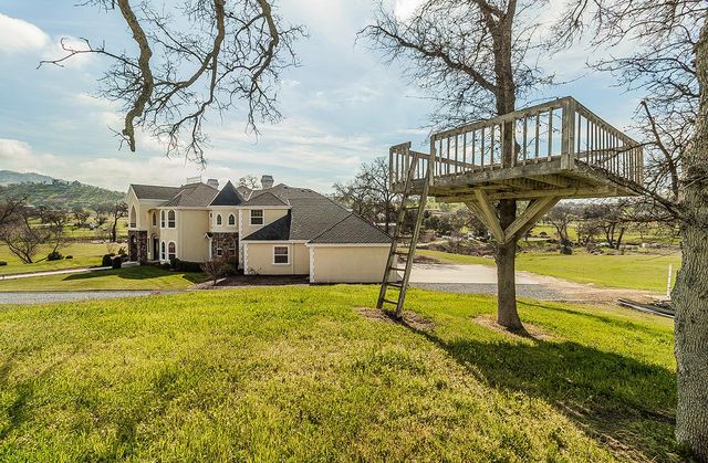 14505 Blue Drake Lane, Prather, CA 93651