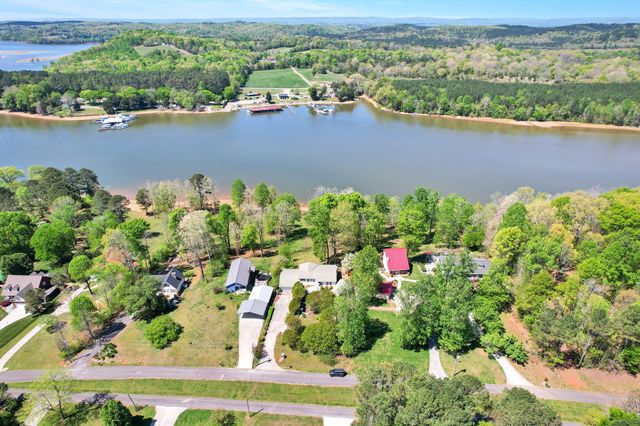 691 Lakehaven Circle, Decatur, TN 37322