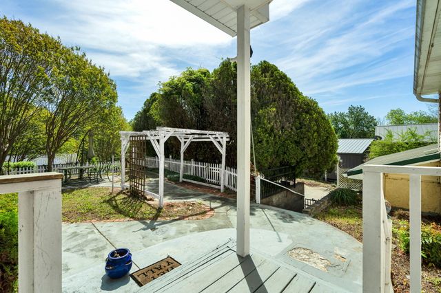 691 Lakehaven Circle, Decatur, TN 37322