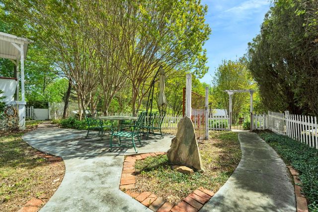 691 Lakehaven Circle, Decatur, TN 37322