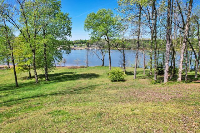 691 Lakehaven Circle, Decatur, TN 37322