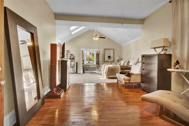 561 Culberson SW Street, Atlanta, GA 30310