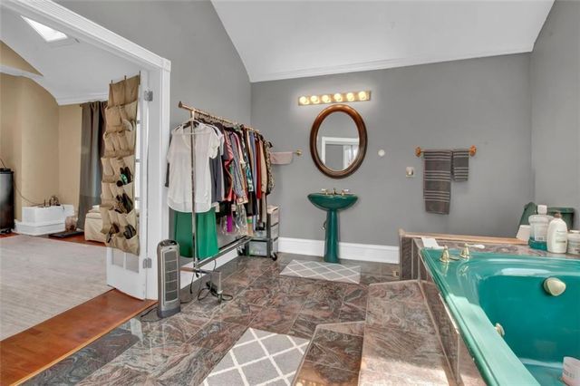 561 Culberson SW Street, Atlanta, GA 30310