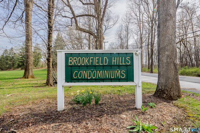 10 Monika Lane 10, Brookfield, CT 06804