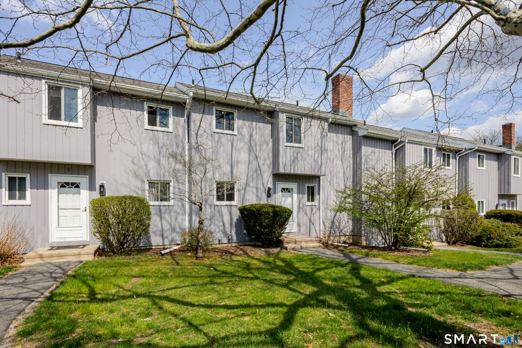 10 Monika Lane 10, Brookfield, CT 06804