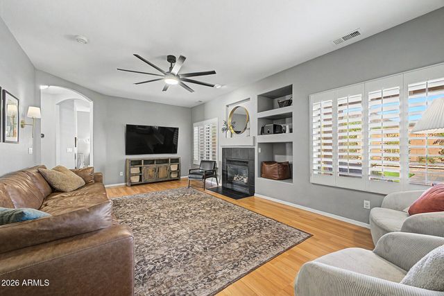 25925 N 67TH Drive, Peoria, AZ 85383