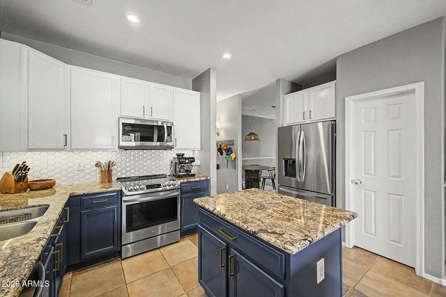 25925 N 67TH Drive, Peoria, AZ 85383