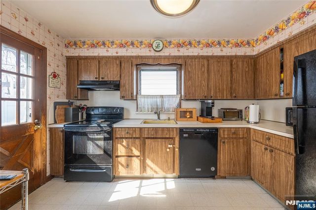 492 North Avenue, Wood Ridge, NJ 07075