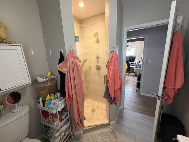 1524 S 9th Avenue, Escanaba, MI 49829