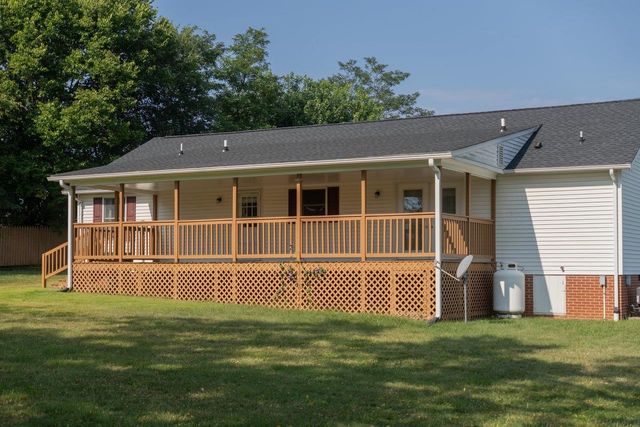 1529 GOODRICH RD, Stanley, VA 22851