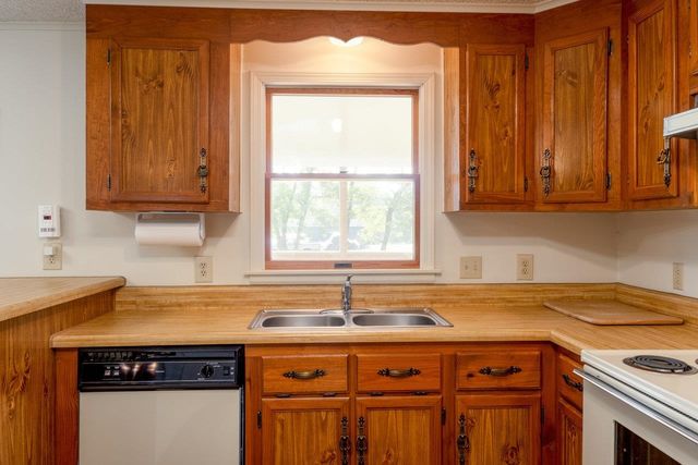 1529 GOODRICH RD, Stanley, VA 22851