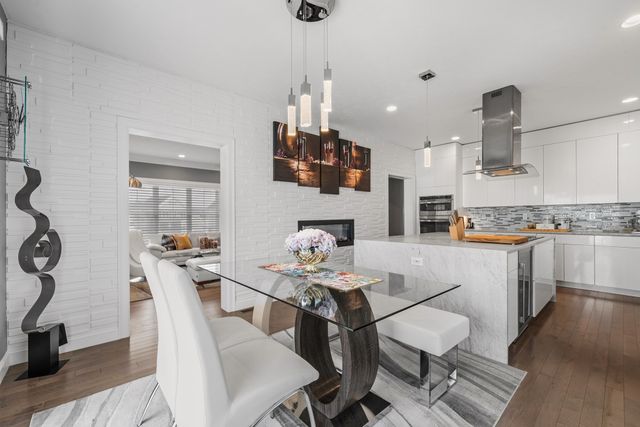 20 Pheasant Run Ct, Wrentham, MA 02093