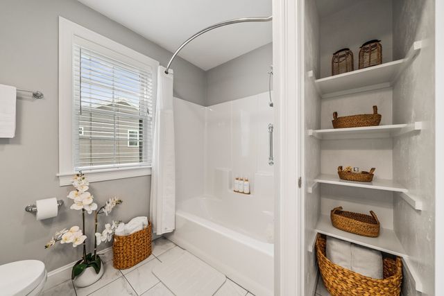 20 Pheasant Run Ct, Wrentham, MA 02093