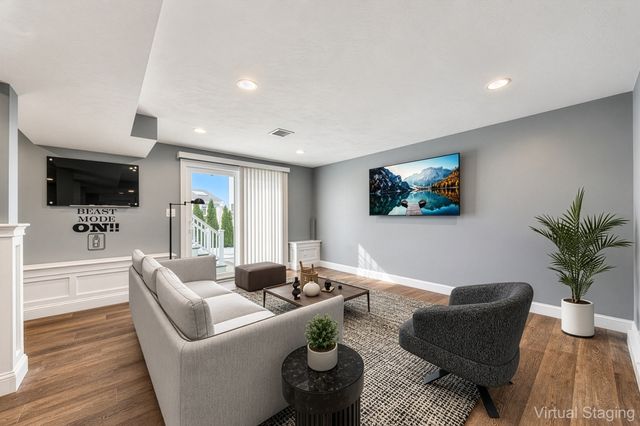 20 Pheasant Run Ct, Wrentham, MA 02093