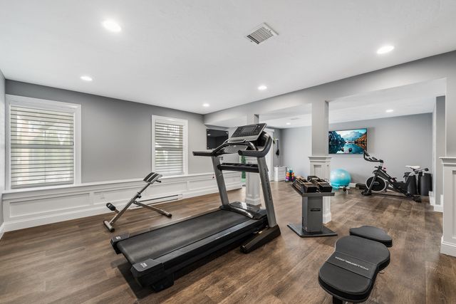 20 Pheasant Run Ct, Wrentham, MA 02093