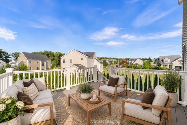 20 Pheasant Run Ct, Wrentham, MA 02093
