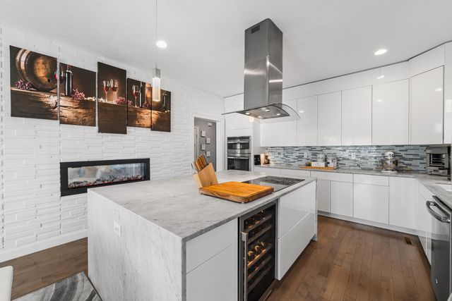 20 Pheasant Run Ct, Wrentham, MA 02093