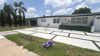 1892 NW 8th Ter, Homestead, FL 33030