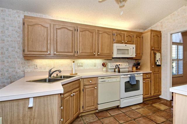 720 CONNEMARA COURT, Venice, FL 34292