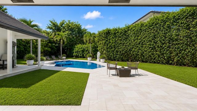501 Sandpiper Way, Boca Raton, FL 33431