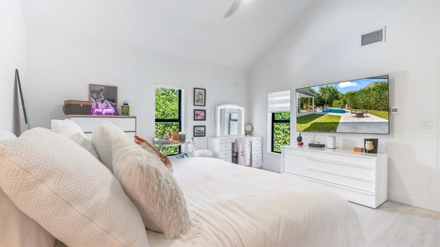 501 Sandpiper Way, Boca Raton, FL 33431