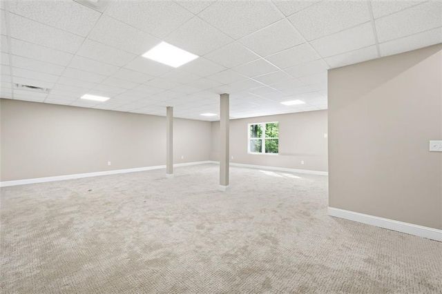 6870 Creekwood Drive, Douglasville, GA 30135