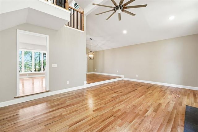 6870 Creekwood Drive, Douglasville, GA 30135