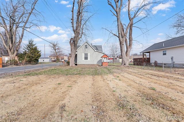 601 Kinloch Avenue, Collinsville, IL 62234