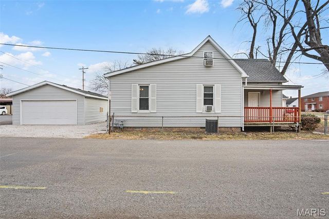 601 Kinloch Avenue, Collinsville, IL 62234