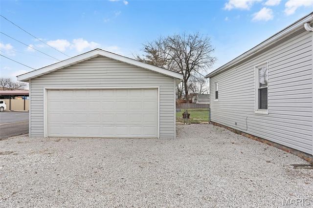 601 Kinloch Avenue, Collinsville, IL 62234