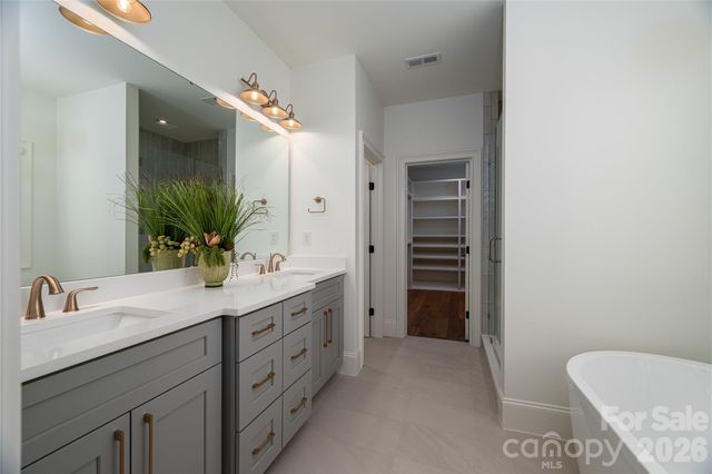 302 Lincoln Street, Belmont, NC 28012