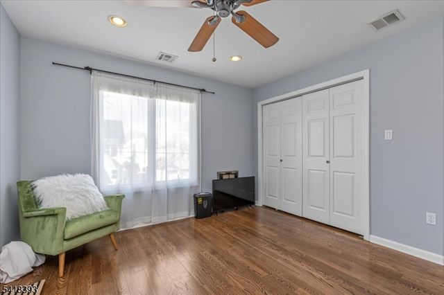 10 Tulip Ct, Kenilworth Boro, NJ 07033