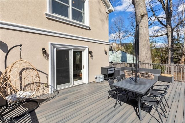 10 Tulip Ct, Kenilworth Boro, NJ 07033